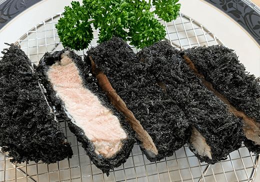とんかつあおい 特選きなこ豚の黒とんかつロース定食150ｇ｜ひとよしごはん｜熊本県人吉市